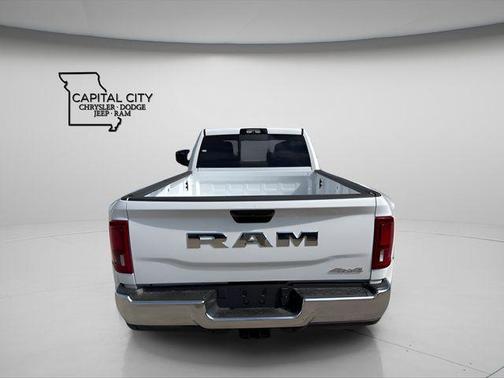 2026 RAM 3500 Tradesman Crew Cab 4x4 8' Box