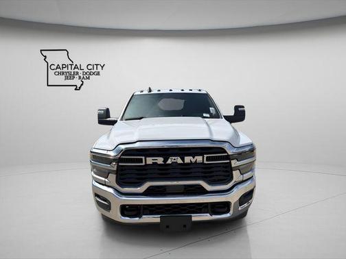 2026 RAM 3500 Tradesman Crew Cab 4x4 8' Box