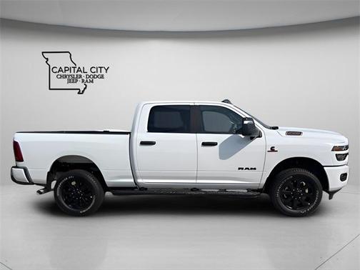 2025 RAM 2500 Big Horn Crew Cab 4x4 6'4' Box