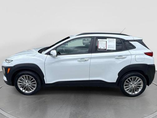 Chalk White 2019 Hyundai KONA SEL