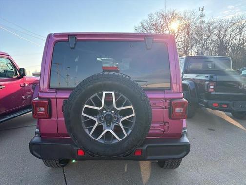 2024 Jeep Wrangler 4-Door Sahara 4x4