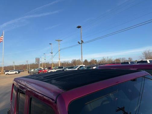 2024 Jeep Wrangler 4-Door Sahara 4x4