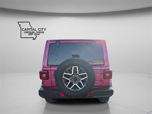 2024 Jeep Wrangler 4-Door Sahara 4x4