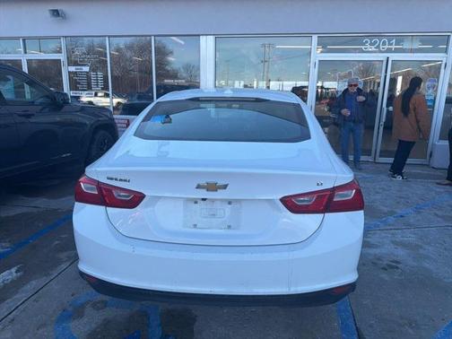 2023 Chevrolet Malibu FWD 1LT