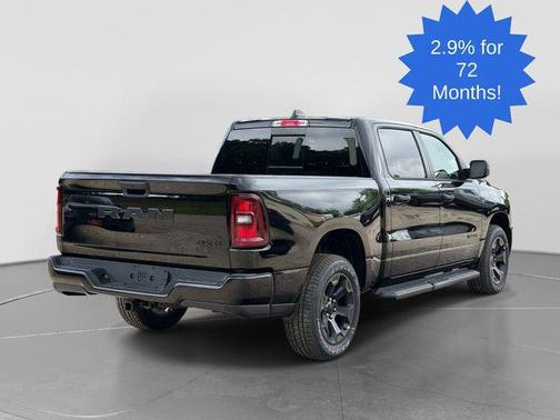 Diamond Black Crystal Pearlcoat 2026 RAM 1500 Express