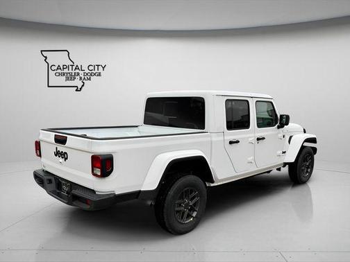 2026 Jeep Gladiator Sport S