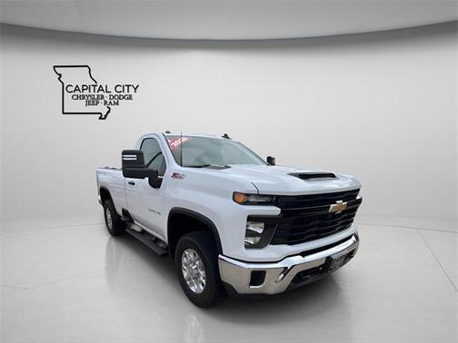 2025 Chevrolet Silverado 3500 WT