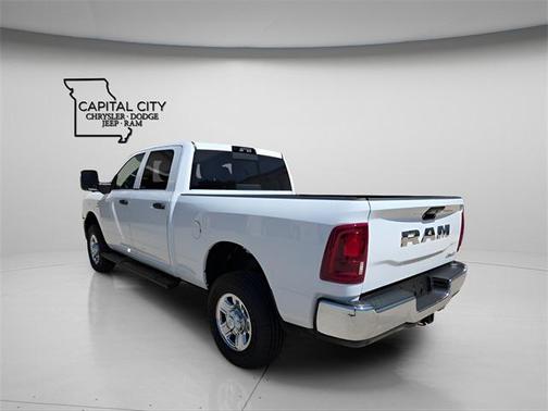 2025 RAM 2500 Tradesman Crew Cab 4x4 6'4' Box