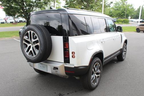 2025 Land Rover Defender S