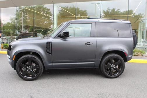2024 Land Rover Defender S
