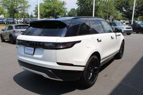 2025 Land Rover Range Rover Velar Dynamic SE