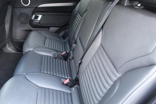 2025 Land Rover Discovery Dynamic SE