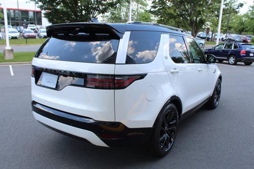 2025 Land Rover Discovery Dynamic SE