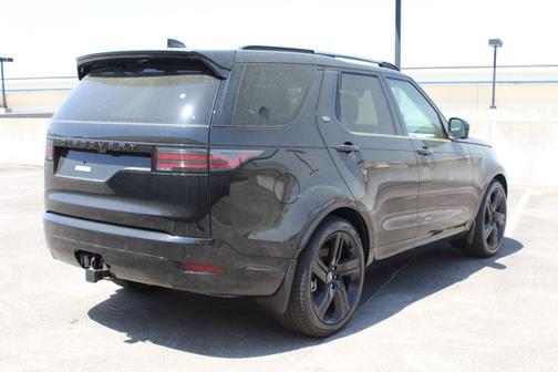 2025 Land Rover Discovery Dynamic SE