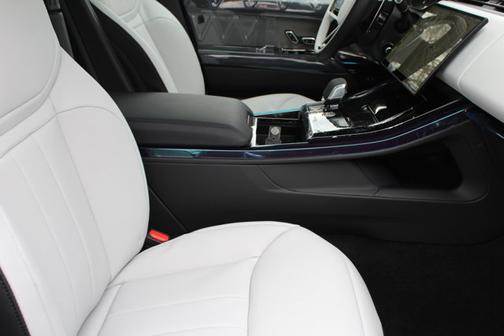 2025 Land Rover Range Rover Sport Dynamic SE