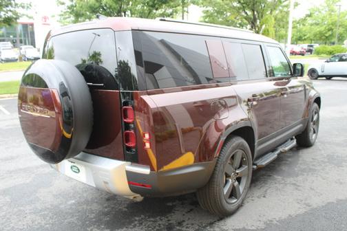 2025 Land Rover Defender S