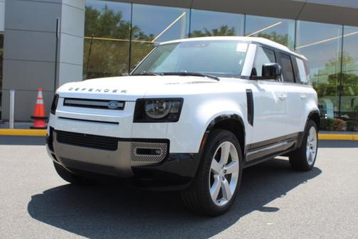 2025 Land Rover Defender X-Dynamic SE