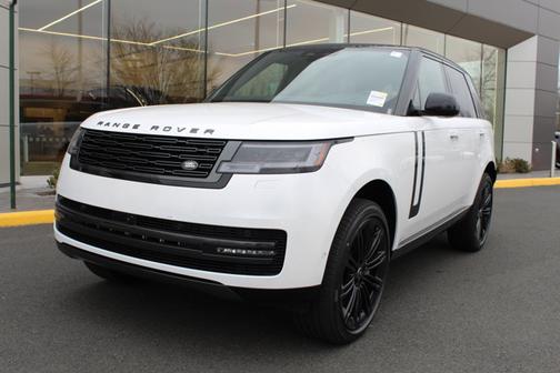 2025 Land Rover Range Rover SE