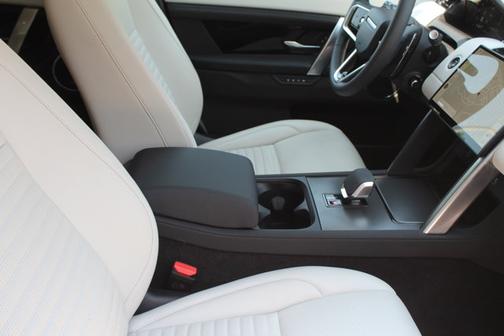 2024 Land Rover Discovery Sport Core S