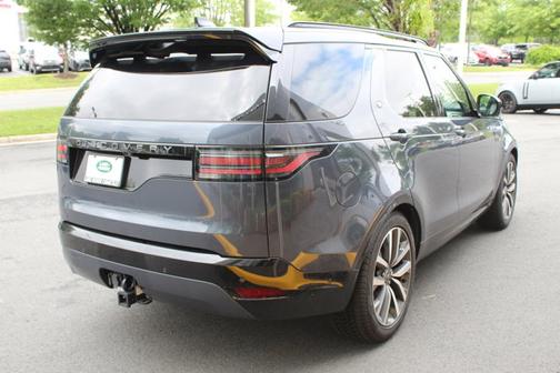 2024 Land Rover Discovery Dynamic SE