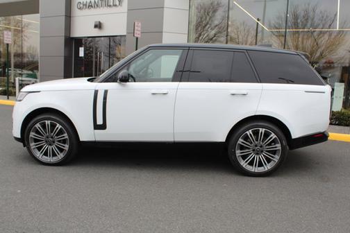 2025 Land Rover Range Rover SE