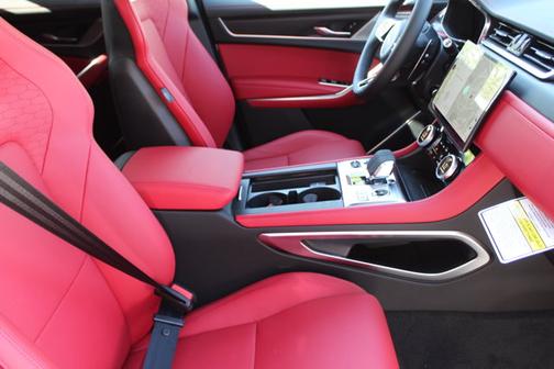 2026 Jaguar F-PACE R-Dynamic S