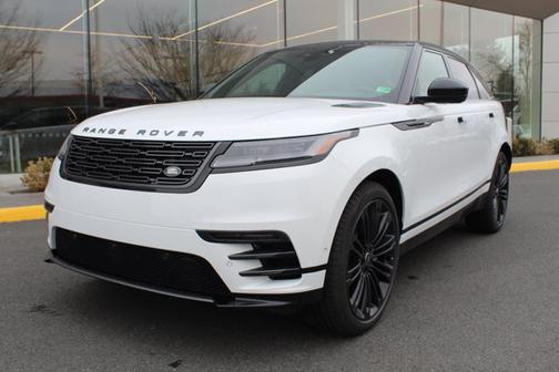 2026 Land Rover Range Rover Velar Dynamic SE