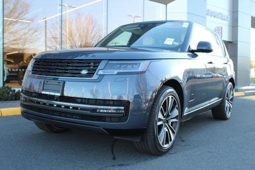 2025 Land Rover Range Rover SE