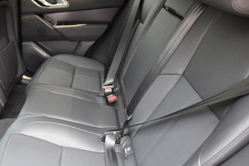 2026 Land Rover Range Rover Velar Dynamic SE