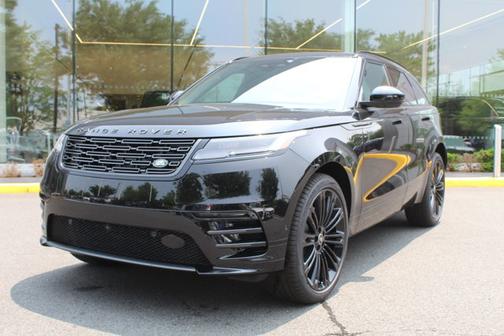 2026 Land Rover Range Rover Velar Dynamic SE