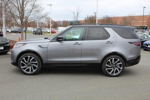 2025 Land Rover Discovery Dynamic SE
