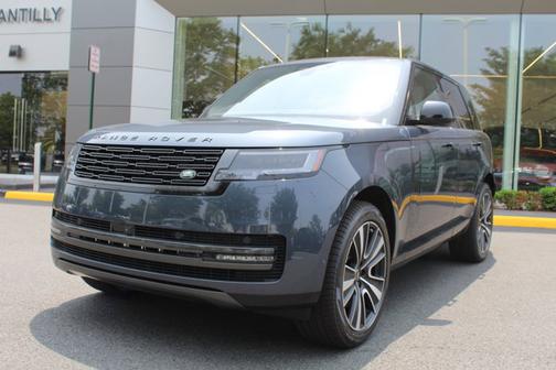 2025 Land Rover Range Rover SE