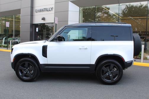 2025 Land Rover Defender S