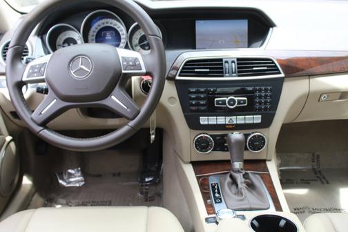 2013 Mercedes-Benz C-Class C300 4MATIC Luxury