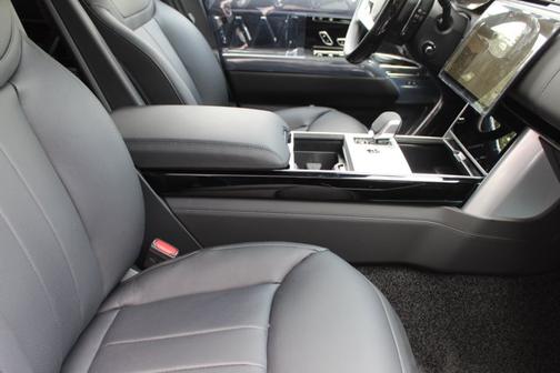 2025 Land Rover Range Rover Autobiography