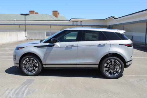 2026 Land Rover Range Rover Evoque Dynamic SE