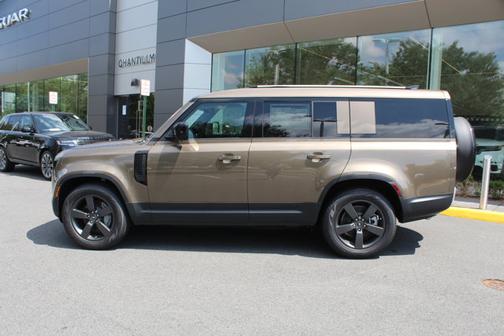 2025 Land Rover Defender S