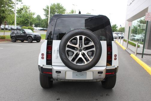 2025 Land Rover Defender S