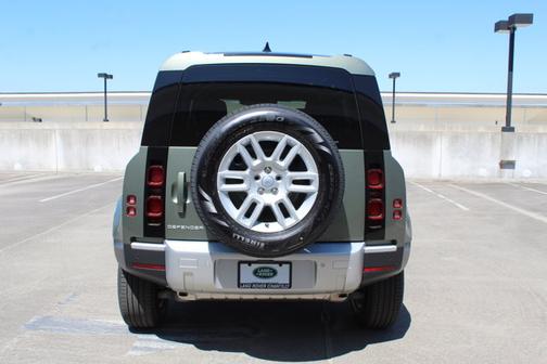 2025 Land Rover Defender S
