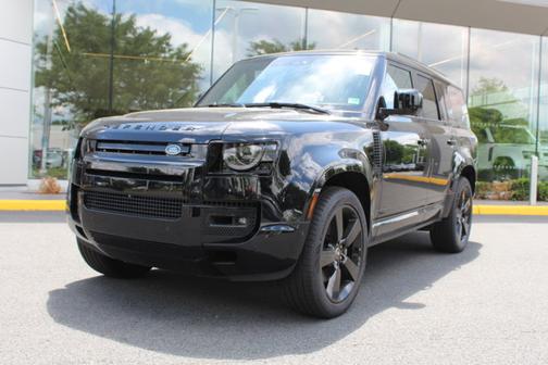 2025 Land Rover Defender V8