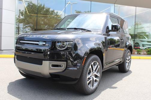 2025 Land Rover Defender X-Dynamic SE