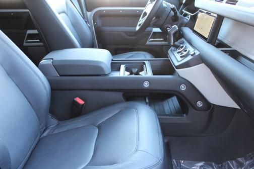 2024 Land Rover Defender S