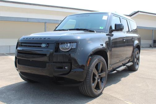 2025 Land Rover Defender X-Dynamic SE