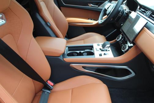 2026 Jaguar F-PACE R-Dynamic S