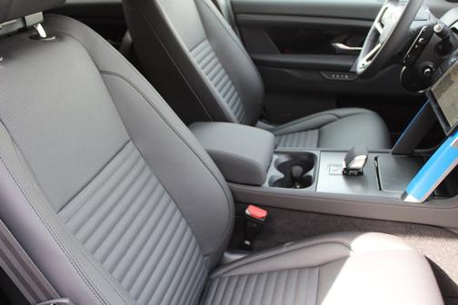 2025 Land Rover Discovery Sport S