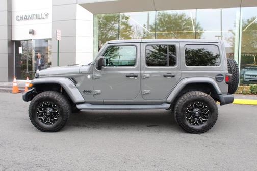 2019 Jeep Wrangler Unlimited Sahara Altitude