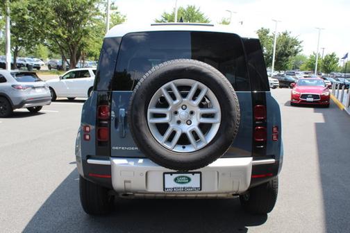 2024 Land Rover Defender S