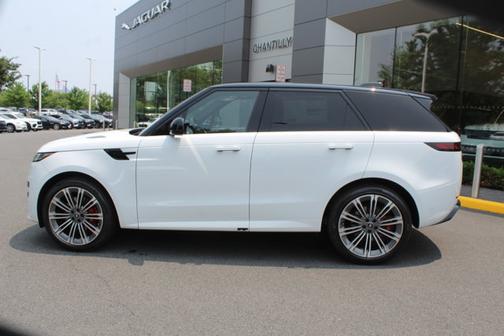 2025 Land Rover Range Rover Sport Dynamic SE
