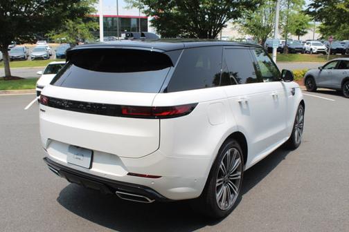 2025 Land Rover Range Rover Sport Dynamic SE