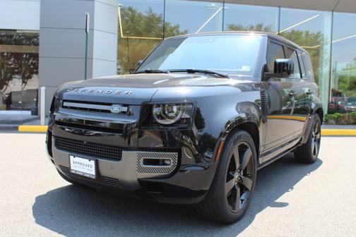 2024 Land Rover Defender V8